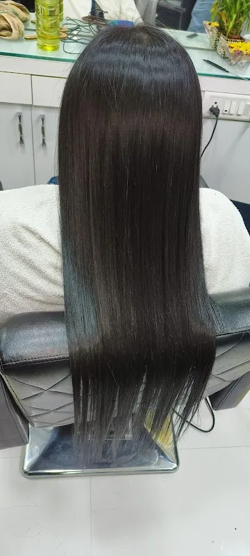 Rozy Hair and Beauty salon