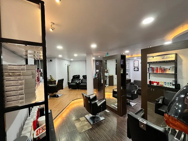KRUSHH PROFESSIONAL SALON