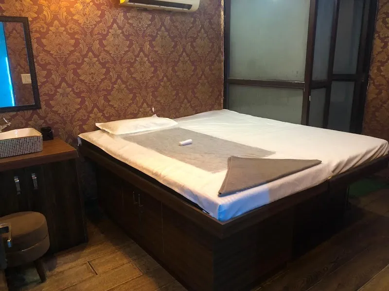 Trilogy Spa Pitampura