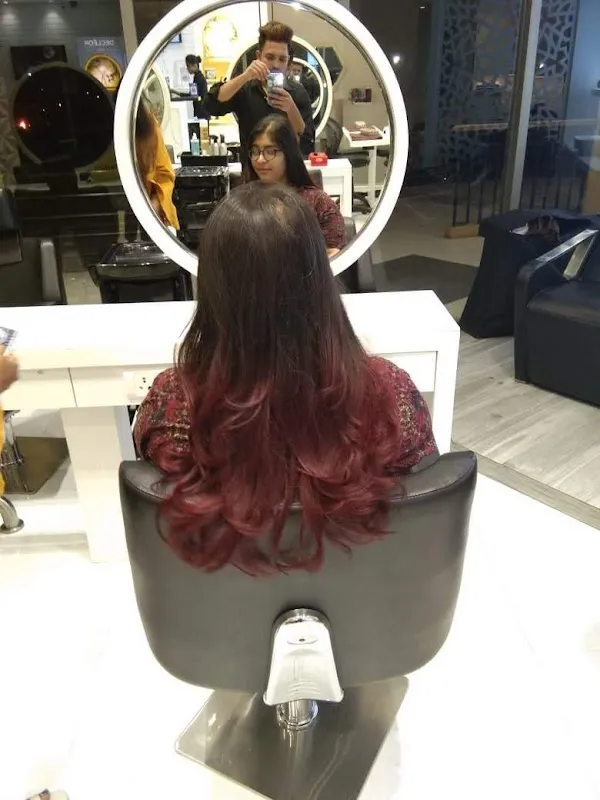 AWB Sirf Professional Unisex Hair Salon