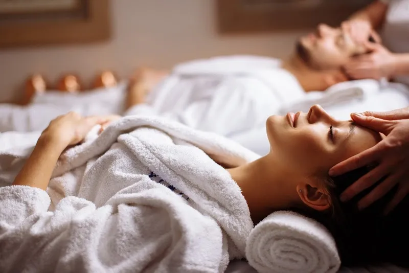 A K FAMILY THAI SPA