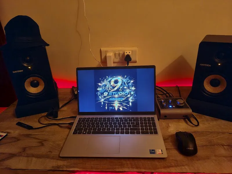 9Nine Studio