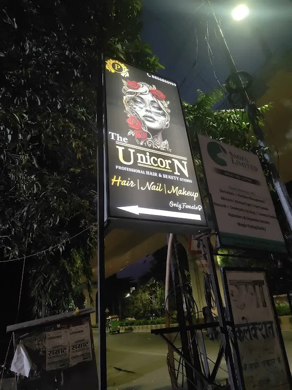 The Unicorn PROFESSIONAL HAIR & BEAUTY STUDIO