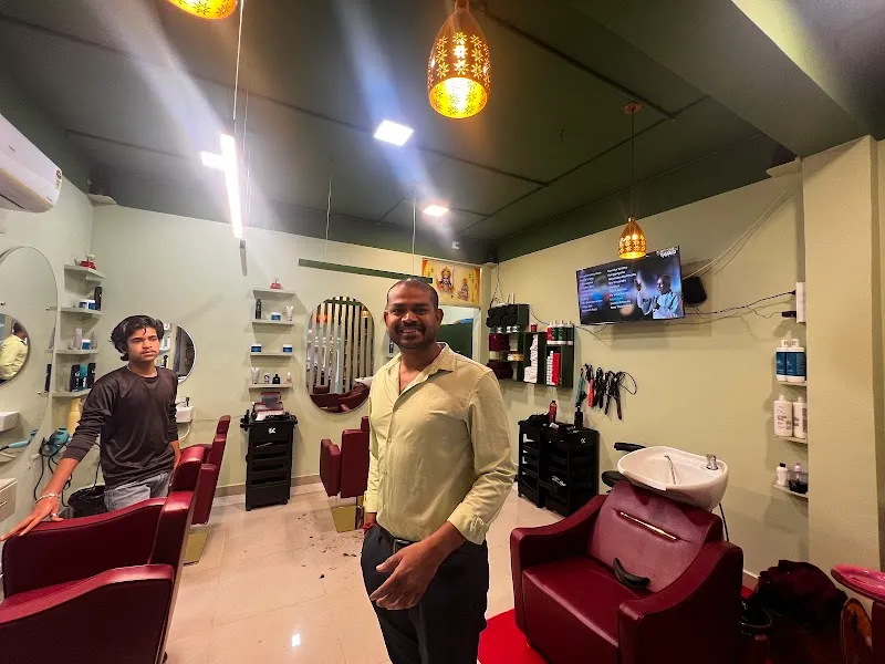 Signature Hair & Beauty Unisex salon -by Cherry
