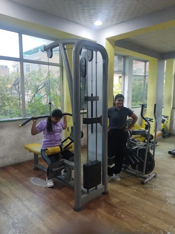 The Muscles Magic Gym