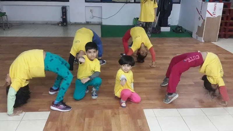 Naytri Institute I Dance, Instrumental, Singing, Art and English Classes I Hazratganj, Lucknow