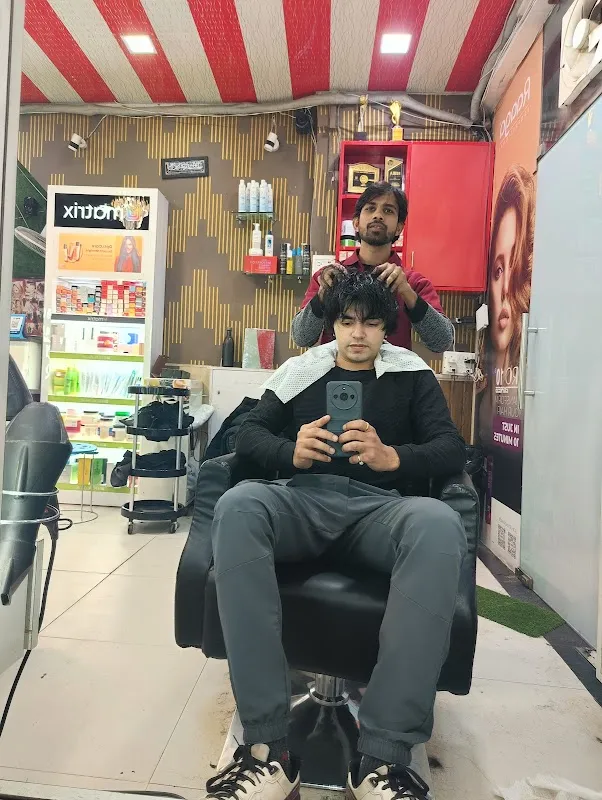 Color Touch Unisex Salon