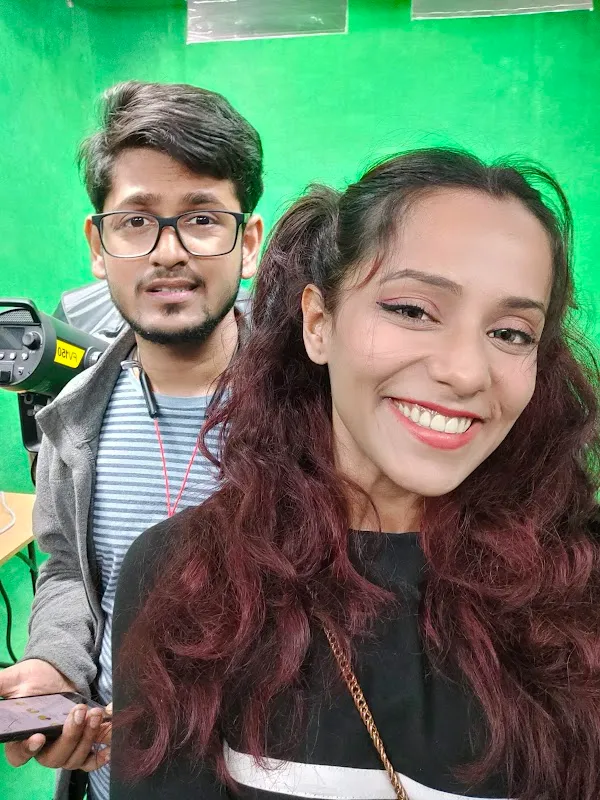 K2K Frames