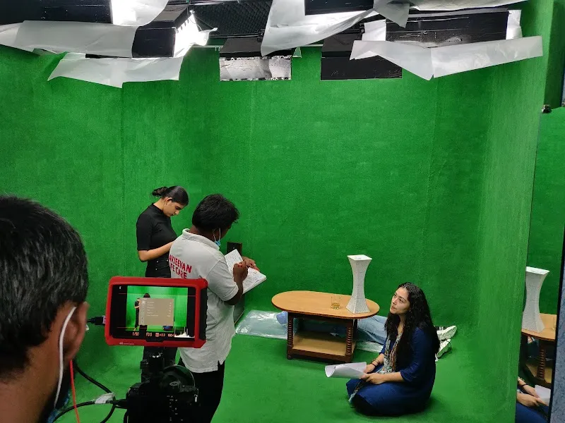 K2K Frames