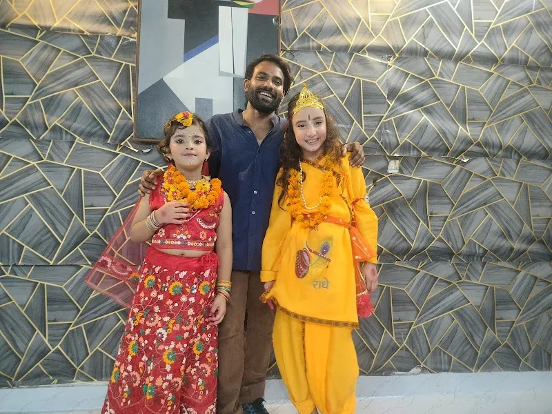 Unity Hub dance studio