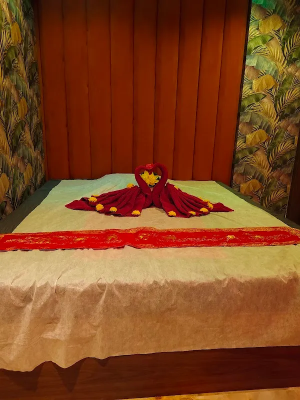 Reva Luxury Spa – Relaxation & Wellness in Himayath Nagar