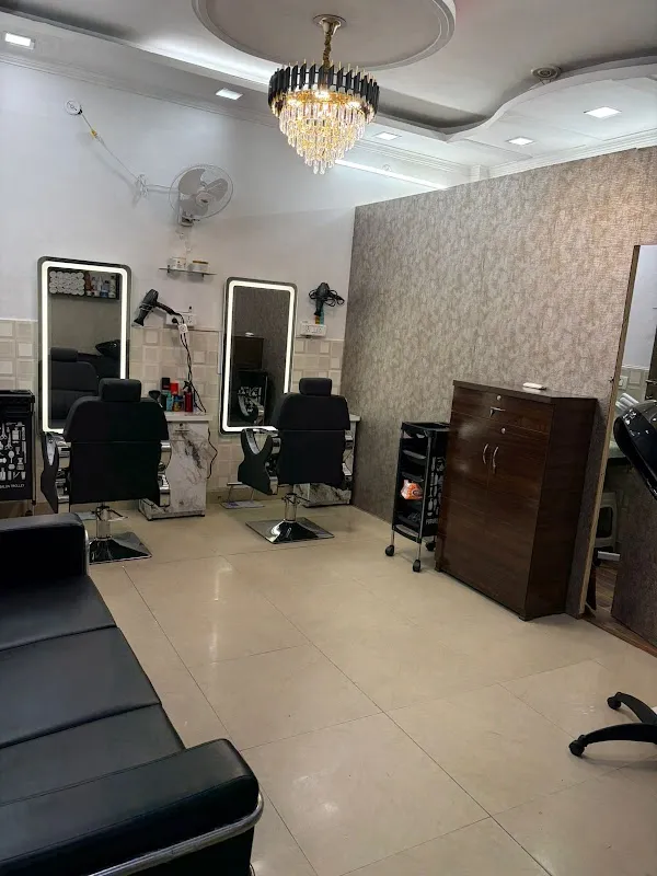 RS Salon & Academy-Unisex (Makeup, Hair & Beauty)