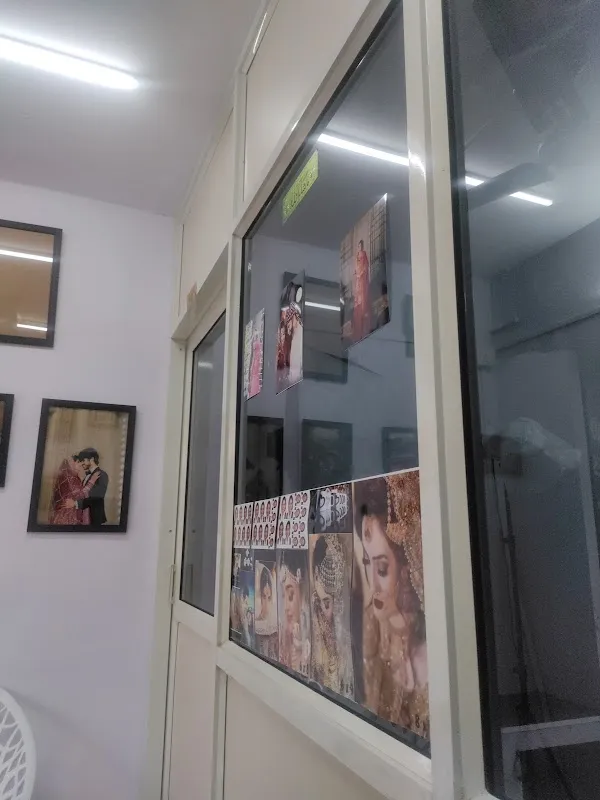 The snap studio