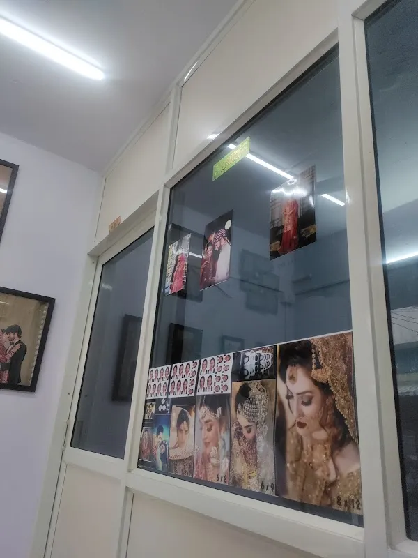 The snap studio