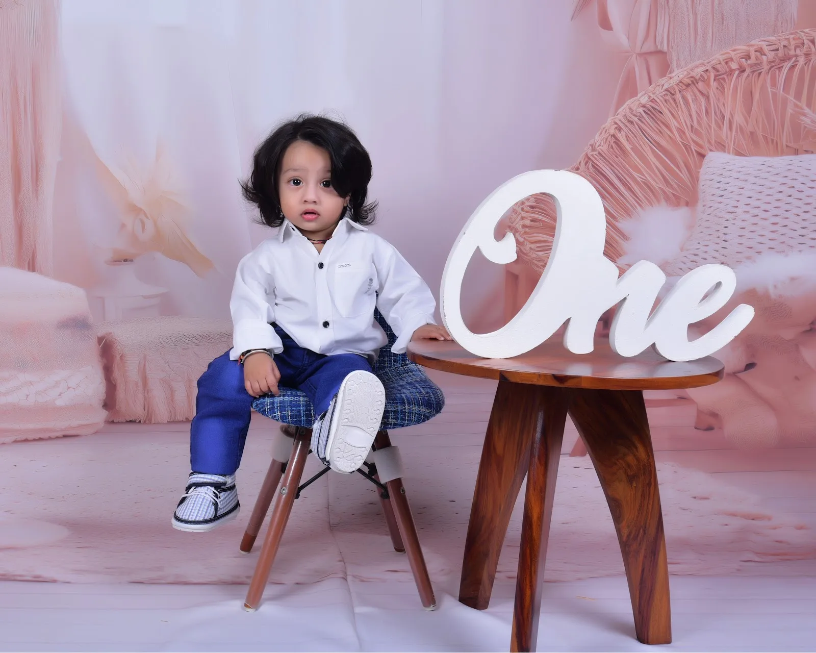✅ Himanshi Photo Studio