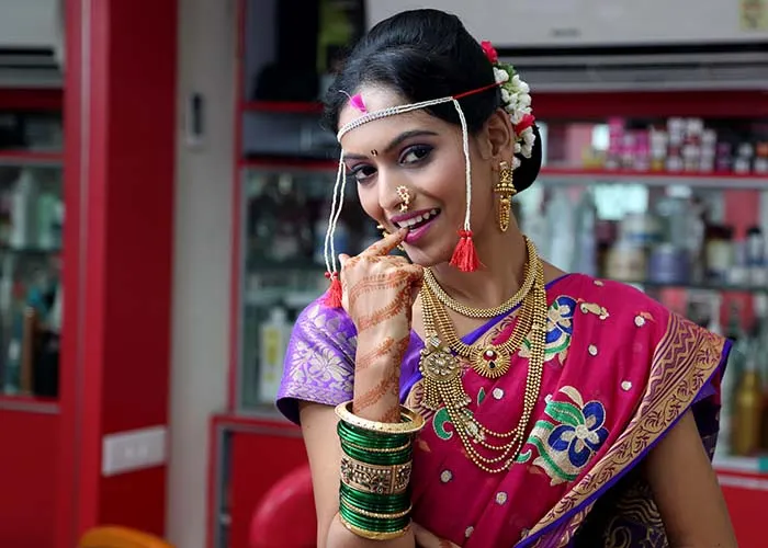 Style In Salon, Institute, Makeup Studio