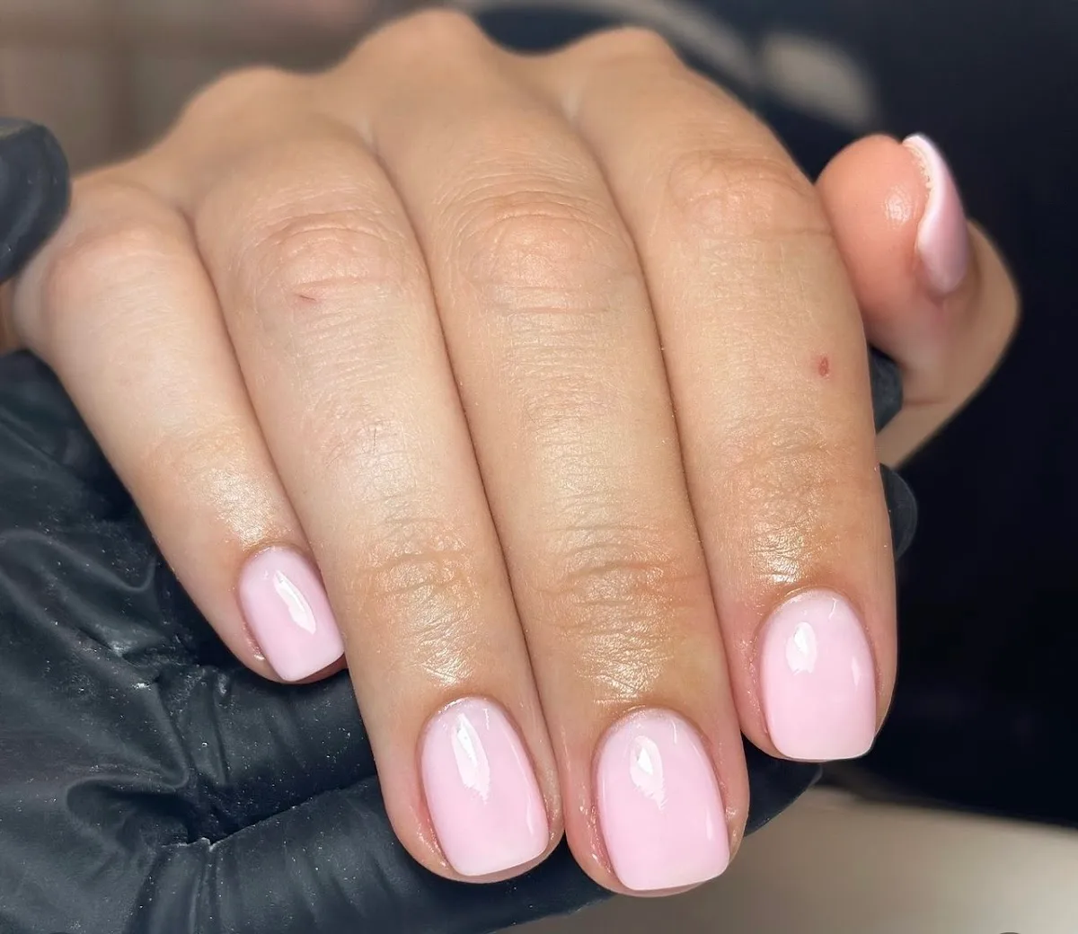 Pour elle salon de coiffeur صالون لك للتجميل الحلاقة النسائية