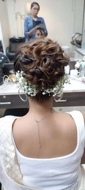 New shree beauty point