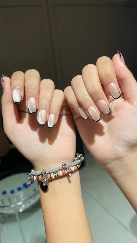 Dazzle Nails by Niki