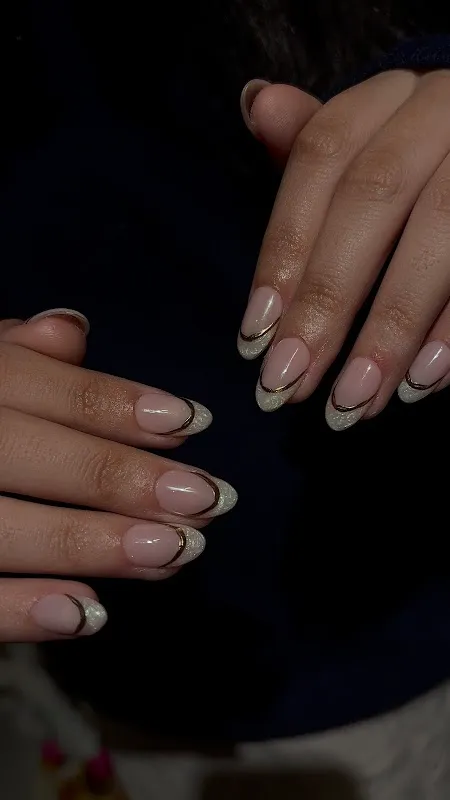 Dazzle Nails by Niki