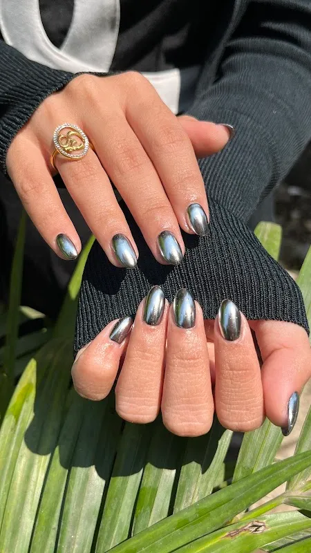 Dazzle Nails by Niki