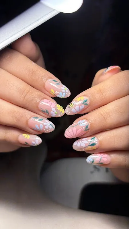 Dazzle Nails by Niki