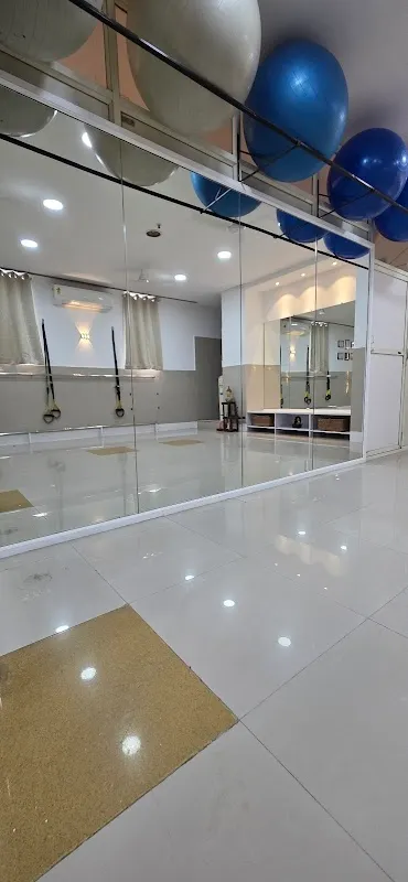 FUSION YOGA & FITNESS STUDIO