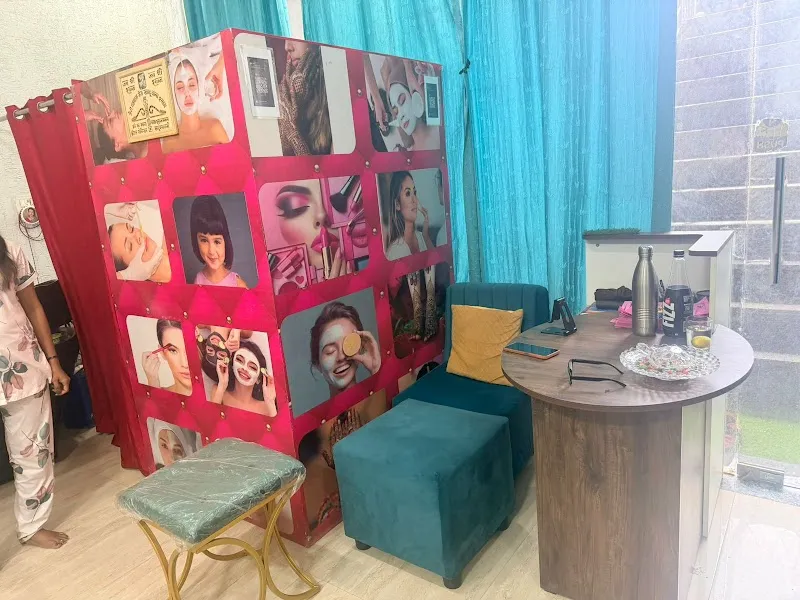 Golden Beauty Makeup Academy