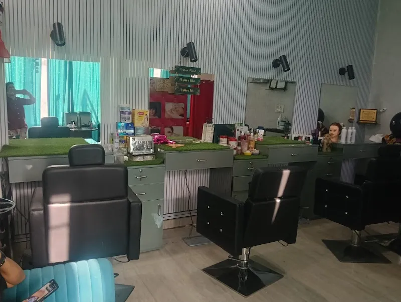 Golden Beauty Makeup Academy