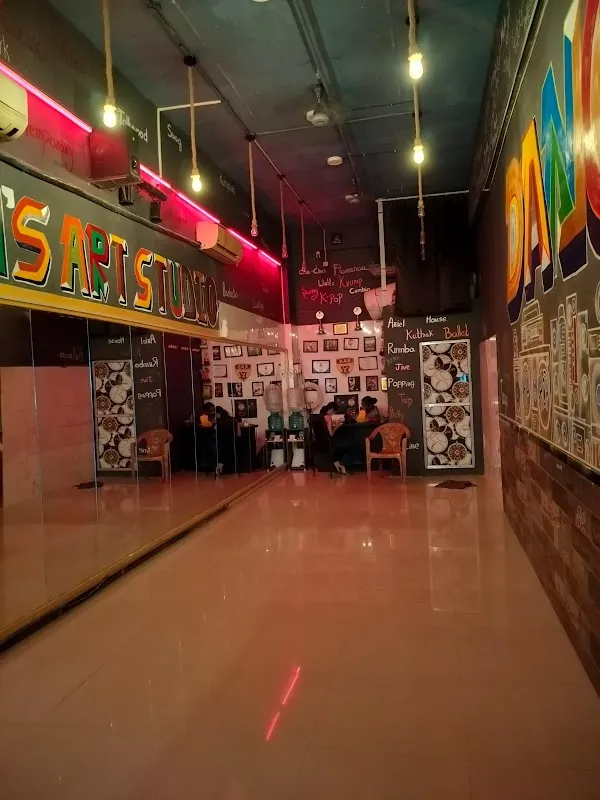 Kiran's Art Studio