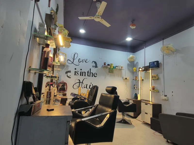 Mr. & Mrs. Barber Unisex Family Salon