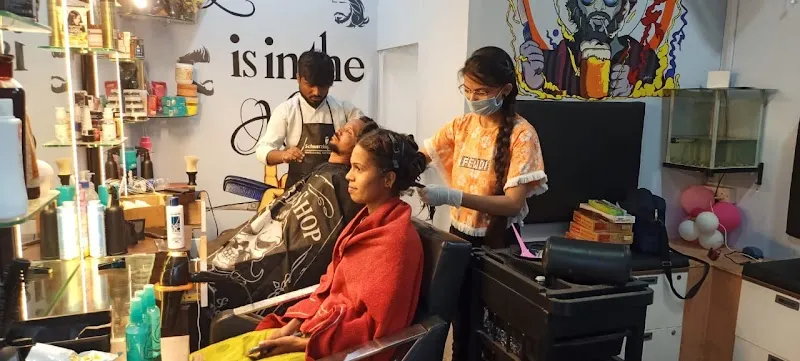 Mr. & Mrs. Barber Unisex Family Salon