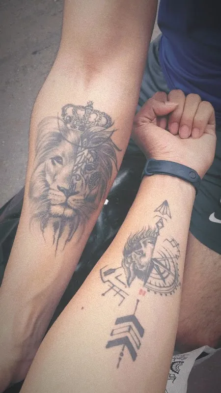 Krishna tattoos wai
