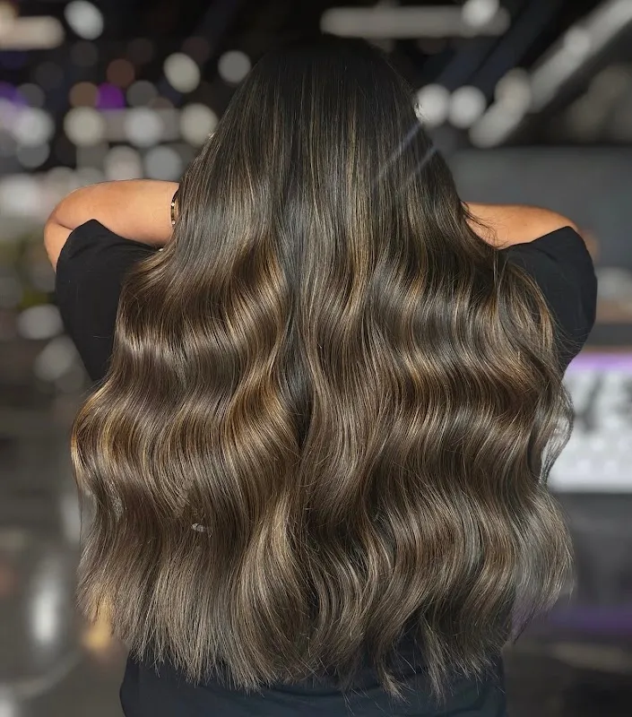 Roots Salon