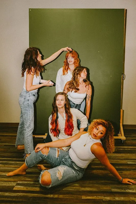 Roots Salon