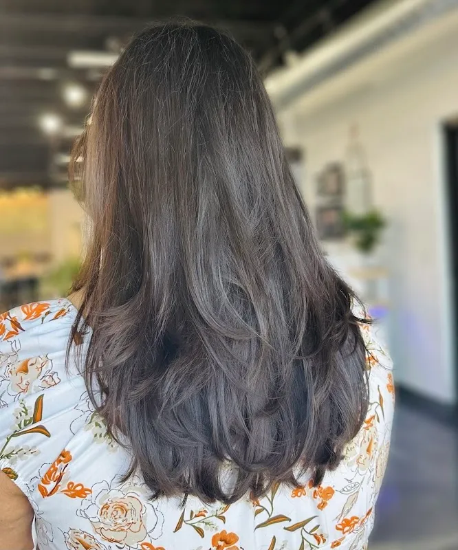 Roots Salon