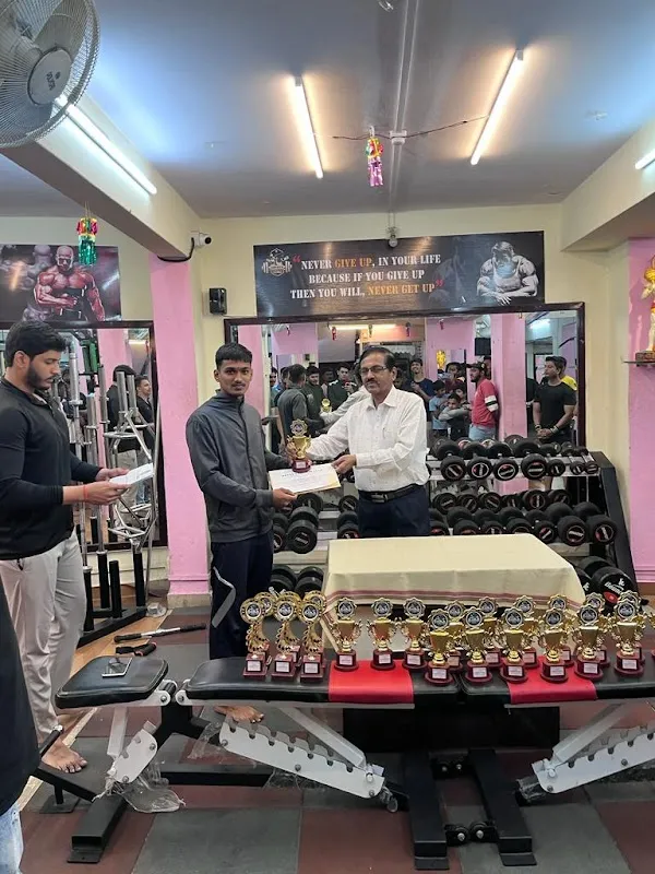 Savvy's Fitness Club (Unisex Gym)