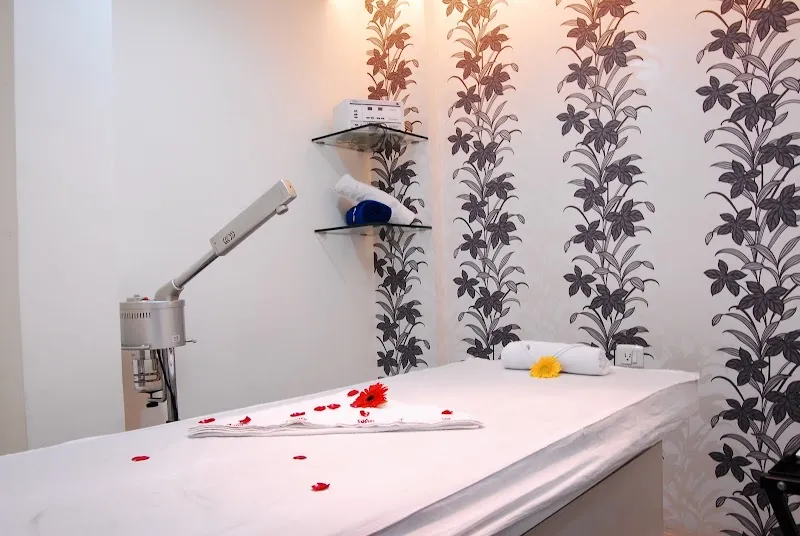 Luxo Spa | Massage Centre | Massage Spa