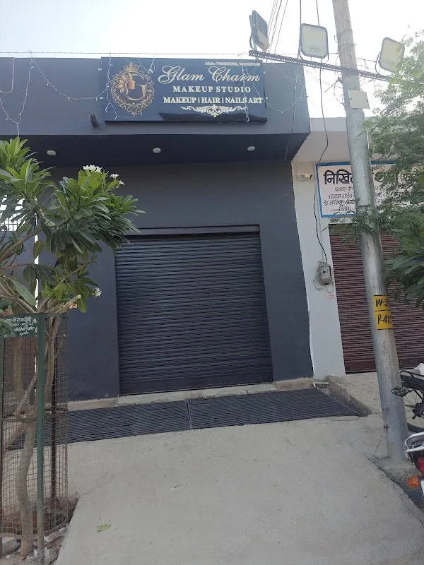 Glam CHARM Makeup studio