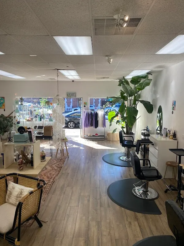 Siren Salon + Lifestyle Boutique