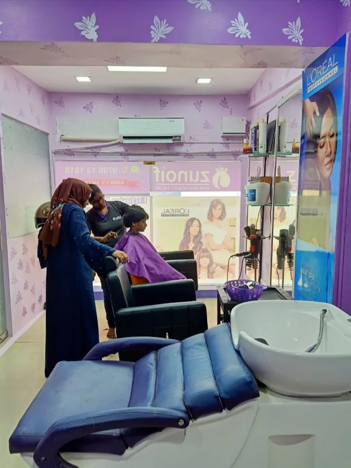 Zunoif Hair & Beauty Salon (Women's)