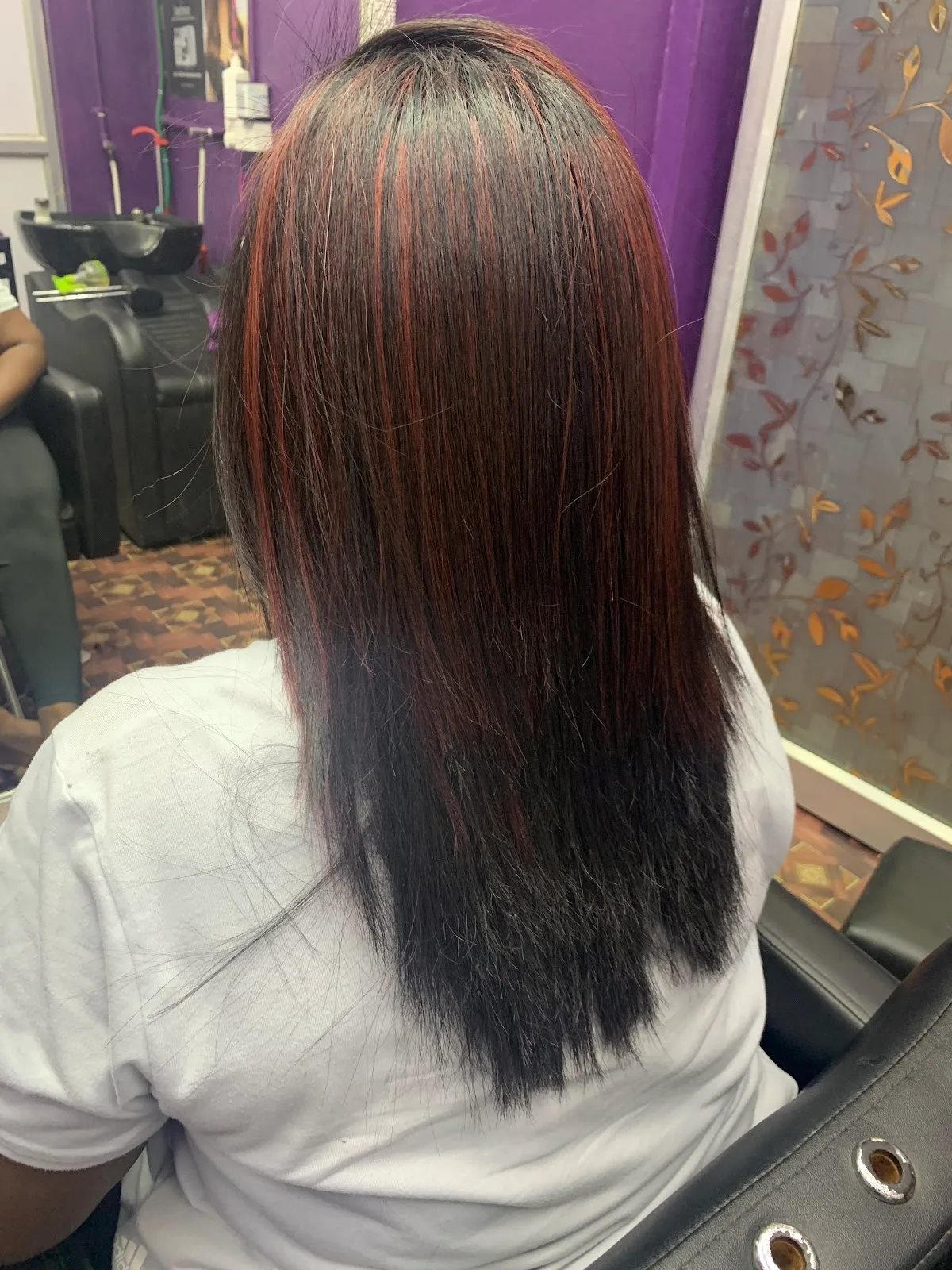Zunoif Hair & Beauty Salon (Women's)