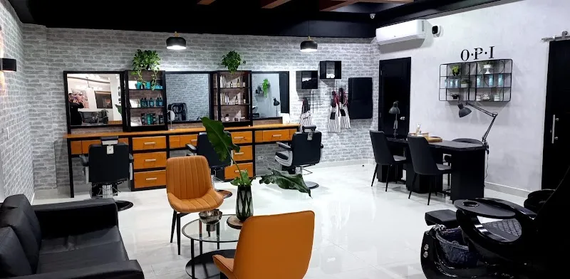 Glamour Salón Vista Cana