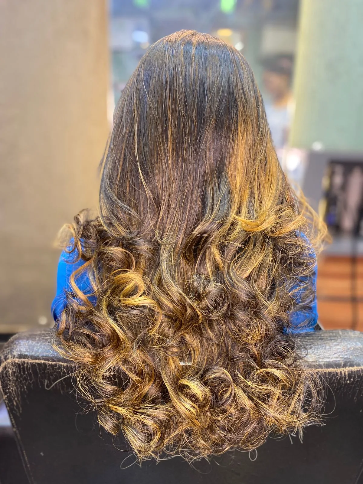 Pixie Art Unisex Salon