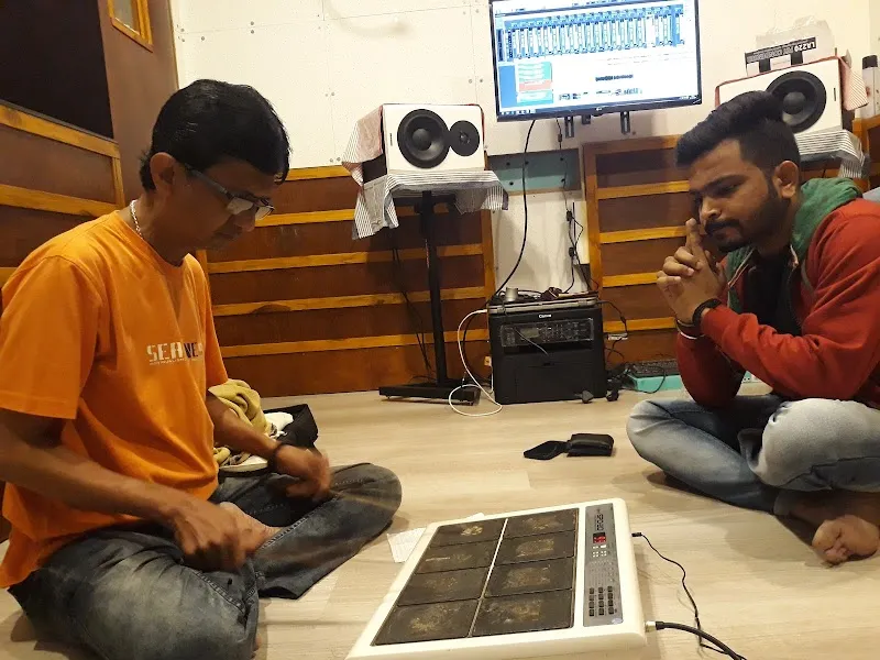 DYNAMIC PRODUCTIONS