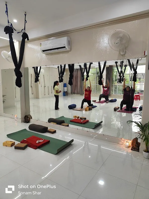 Atulyaa yoga kalyanpur