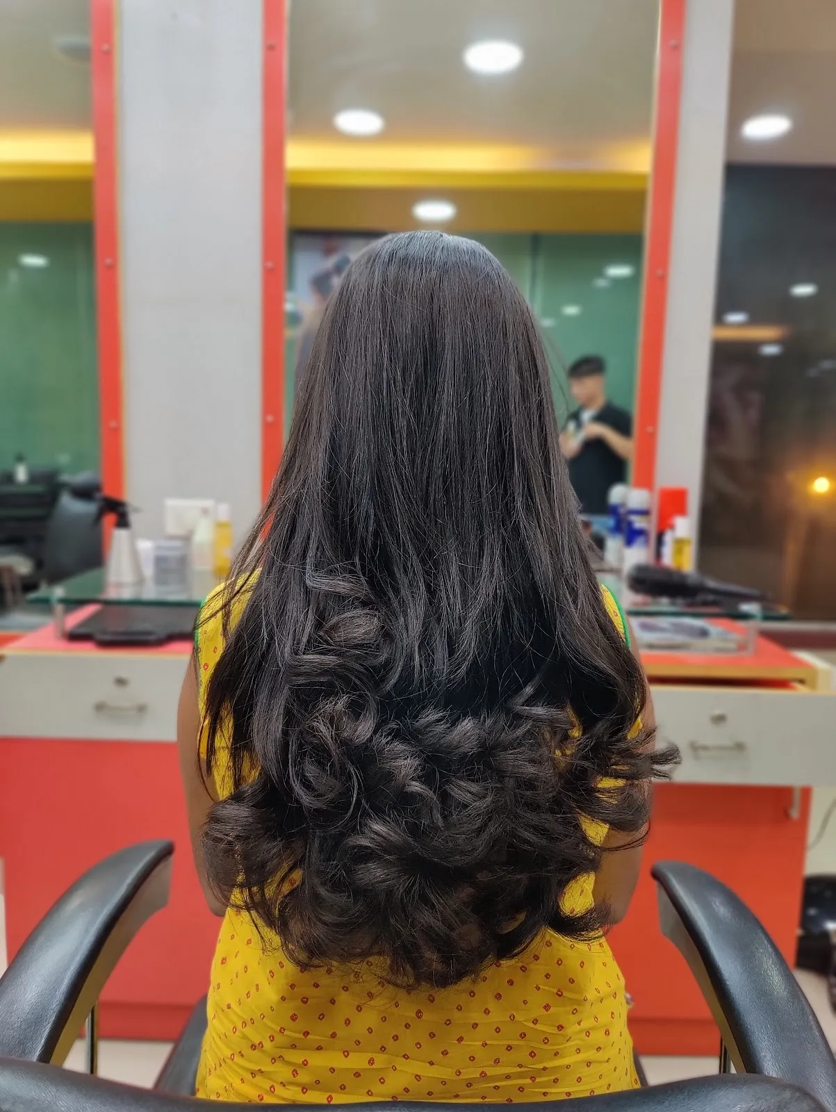 SIGNATURE CUT FAMILY SALON®