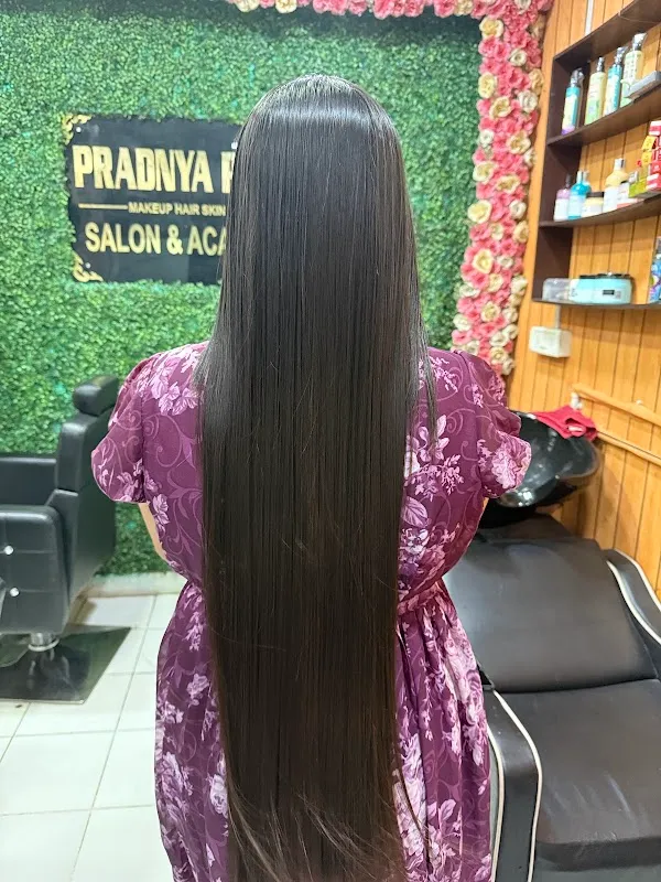 Pradnya Patil Salon & Academy