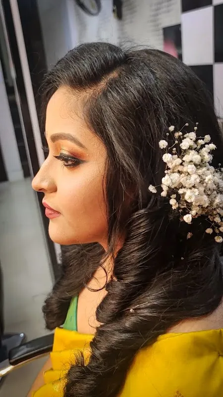 Z Beauty Zone - Best Beauty Parlour in Shyambazar | Affordable Hair Treatments for Women