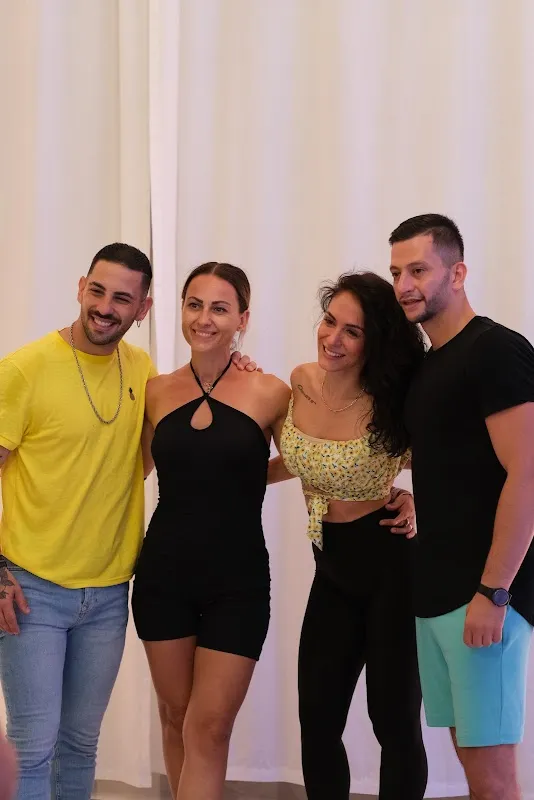 KURSE KERCIMI Via Latina Dance Studio